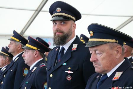 Prostovoljno gasilsko društvo Šmarca bogatejše za novo vozilo (45)